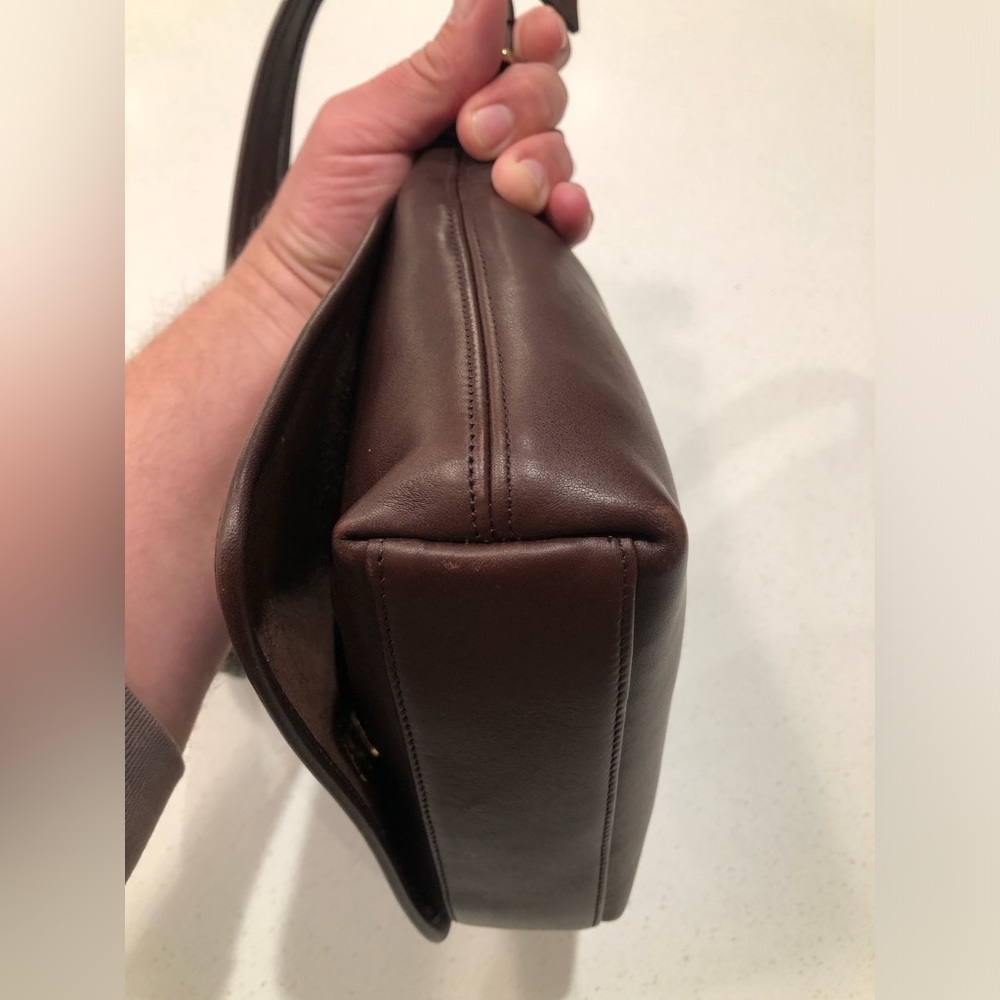 COACH VINTAGE LEGACY COMPANION  Mahogany Leather bag/purse #9715 with hangtag - Picture 8 of 14